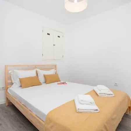 Santa Marta Cozy W/ Ac * Лісабон